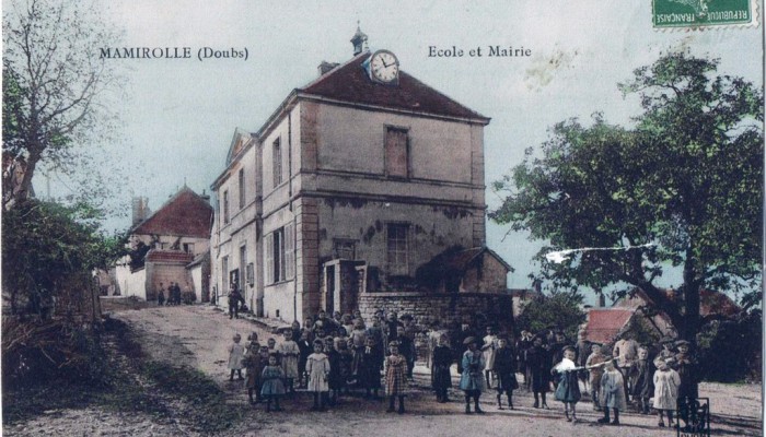 Mamirolle_Ecole_et_mairie
