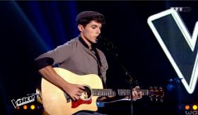 Lilian le fromager chante à The Voice