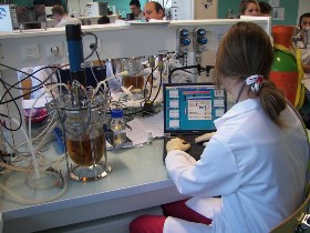 analyses de produits cosmétologiques